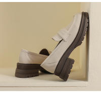 Mocasines de suela gruesa para mujer, nuevos zapatos de cuero retro de primavera 2025, zapatos de tacón grueso sin cordones con suela blanda para mujer - details 10