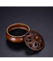Quemador casero de cobre con placa antigua inspirada en Zen de tres patas cubierto de loto puro, quemador de incienso para la ceremonia del té budista - details 11