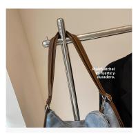 Bolso de mano de gran capacidad para mujer 2025 nuevo bolso de mensajero de hombro versátil casual mochila de moda multifuncional - details 11