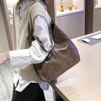 Bolso grande de piel sintética para mujer, bolso Hobo de diseñador, monedero tipo cubo - details 0