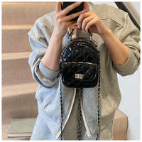 Versión coreana Xiaoxiangfeng Lingge mochila 2025 primavera nueva moda simple estudiante cadena de gama alta bolso de mujer - details 17