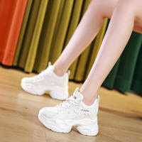 Zapatos deportivos de plataforma con cuña blanca pequeña estilo casual para mujer, aumento de altura, para interiores, 2025 - details 9
