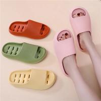 Zapatillas de playa de verano de suela gruesa para hombre, zapatillas antideslizantes de Eva para baño, sandalias para hombre, chanclas de moda para mujer, zapatillas huecas con fugas - details 6