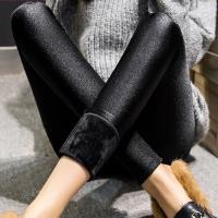 Leggings gruesos de otoño e invierno, pantalones ajustados lisos a la moda, mallas cálidas de lana para mujer, mallas informales negras brillantes de cintura alta - details 8
