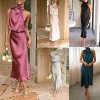 Elegante Vestido Largo de Satén de Color Sólido Cuello Halter sin Mangas Ideal para Fiestas - details 0
