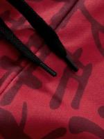 Los pantalones cortos casuales de moda para hombres están diseñados con llamativos estampados de letras rojas y añaden un toque vibrante al aspecto general. - details 5