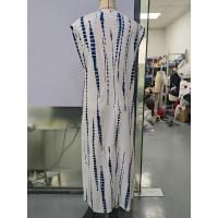 Vestido largo sin mangas con cuello redondo y abertura lateral en color versátil para mujer 2025. - details 2