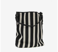 Bolso de mano informal de gran capacidad, de lona a rayas, con un solo hombro oblicuo. - details 12