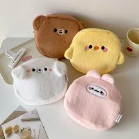 Bolsa de cosméticos de animales de dibujos animados para mujer, bolsa de almacenamiento de labios portátil, organizador de artículos de tocador de gran capacidad de felpa - details 2