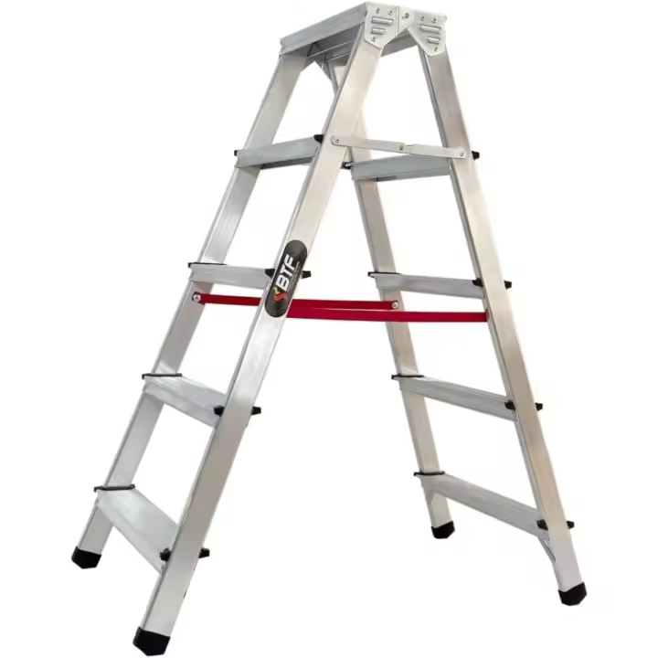 Tijera Plegable Doble Cara 5 Peldaños en Aluminio |   5+5 Plataforma H.110 cm |   Altura Alcanzable 3,1 Metros |   Certificada EN131 Capacidad Carga 150 kg. BTF-DDB05 - 1