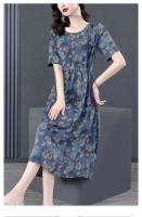 Elegante Vestido de Seda Hielo para Mujer Ajuste Suelto Largo Manga Larga Moda de Verano 2023 Estilo Floral Falda para Madre de Edad Media - details 4