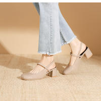 Zapatos de tacón cuadrado con tiras y charol con punta cuadrada - details 26