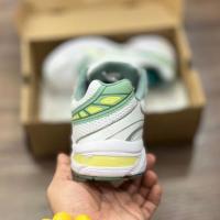 Retro gris claro casual absorción de choque antideslizante resistente al desgaste transpirable zapatos bajos para correr - details 2