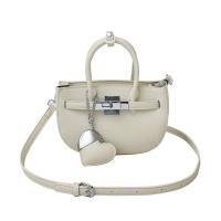 Bolsa de sillín portátil simple para mujer 2025 nueva bolsa de mensajero de hombro de tendencia de moda de estilo extranjero - details 9
