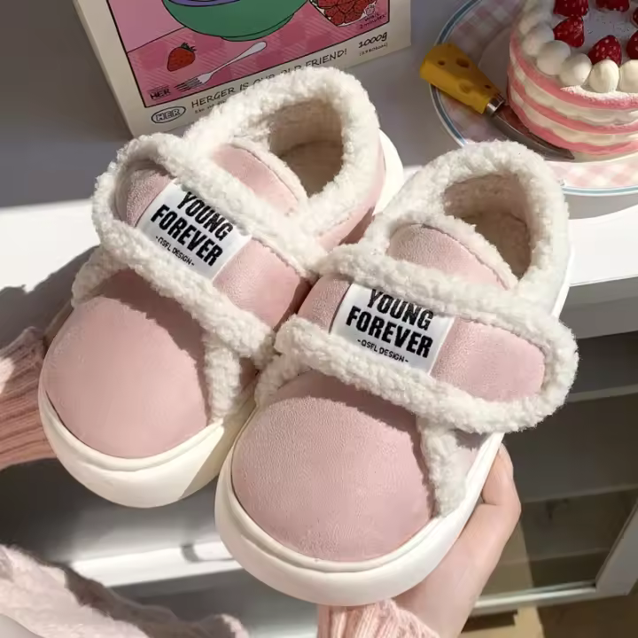 Zapatillas cálidas de algodón para hombre y mujer, zapatos de plataforma de invierno, suela gruesa de felpa suave, calzado para el suelo del hogar con tacones - 1