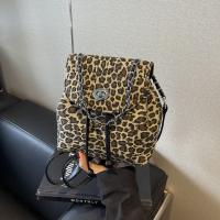 Bolso de cadena de nicho, bolso de cubo Xiaoxiangfeng, mochila mate, de un solo hombro de moda, mochila con estampado de leopardo. - details 3