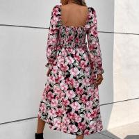 Vestido elegante de mujer con cuello cuadrado para - details 4
