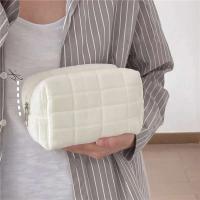 Bolsa de almacenamiento de cosméticos de piel sólida para mujer, organizador de maquillaje con cremallera, bolso de papelería, estuche para lápices, artículos de tocador de viaje - details 11