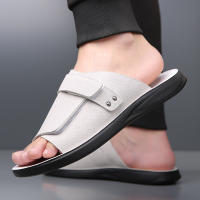 Zapatillas de verano 2025 nuevas, modernas y versátiles, ligeras, para jóvenes, de doble uso, para conducir, de gran tamaño. - details 0