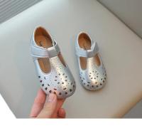 Zapatos informales para niñas, calzado de cuero suave con recortes calados de princesa, con correa en T, para primavera y verano, 2025 - details 3