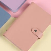 Carpeta divertida de desafío de ahorro de dinero de $1000, libro de desafíos de ahorro de 100 sobres fácil de limpiar, cuaderno de presupuesto de efectivo de cuero resistente al agua - details 1