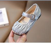 Zapatos de cuero con hebilla cuadrada para niña, calzado de princesa versátil, informal, elegante, primavera y otoño, 2024 - details 11