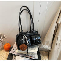 Versión coreana retro de un solo hombro, bolso axilar de gran capacidad, bolso baguette para viajes diarios, bolso Boston, bolso de almohada para mujer - details 14