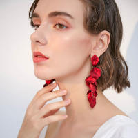 Pétalos de rosa largo borla pendientes moda elegante influencer temperamento alto sentido ambiental Pendientes mujer - details 1