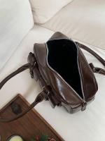 Bolso bandolera de cuero vintage estilo boling retro elegante multifuncional para mujer - details 6