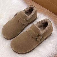 Chanclas de mujer de piel con puntera redonda para exterior Casual Suede Slippers, Otoño/Invierno 2025 - details 2