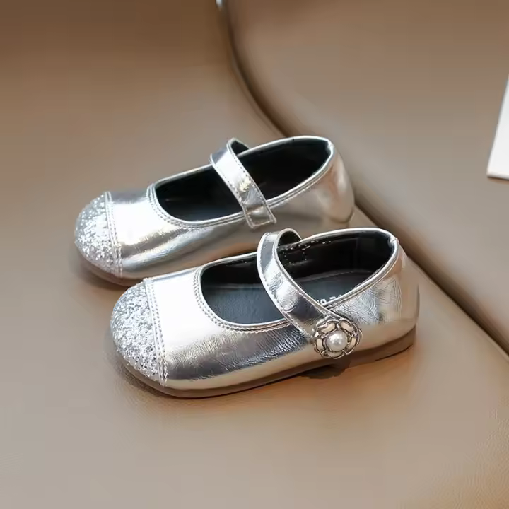 Zapatos de cuero nuevos de primavera 2025 para niños y niñas, estilo francés, suela suave antideslizante, versátiles y elegantes, zapatos de rendimiento. - 1