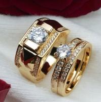 Anillo de lujo con incrustaciones de circonitas para mujer, anillo de metal tallado, color dorado, anillo de pareja, joyería de boda, compromiso, nupcial, 1 pieza - details 0