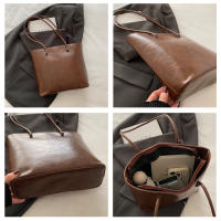 Bolso de gran capacidad para mujer, estilo casual retro, bolso de mano y bandolera para llevar bajo el brazo. - details 5