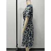 Vestido de cintura acampanada con estampado de hojas y cuello en V de manga corta para la nueva primavera verano 2025. - details 24