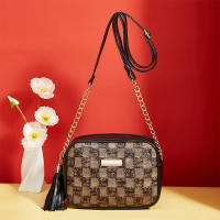 Bolso bandolera pequeño de mujer vintage a cuadros con diseño de borlas y bolsillo cruzado elegante para almacenamiento y estilo - details 2