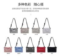 Bolso de Tofu Rombo Geométrico de Moda Bolso de Mujer con Cordón Bolso Bandolera de Hombro Pequeño Cuadrado - details 2