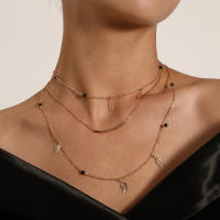 Collar con colgante de tubo doblado de hoja pequeña Popular para mujer, collar de moda Retro Simple de múltiples elementos - details 1