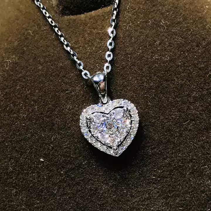 Collar de Lujo con Colgante de Corazón y Circonita en Acero Inoxidable - 1