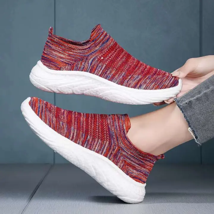 Nueva tendencia, zapatillas para correr impermeables a la moda para hombres y mujeres, fitness suave, malla antideslizante, verano e invierno - 1