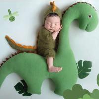 Conjunto de Bebé Recién Nacido Falda y Gorro de Punto con Dinosaurio de Crochet - details 2