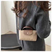 Bolso Cuadrado Pequeño De Moda Para Mujer, Nuevo Bolso De Bola De Masa Hervida Portátil Bolso De Mensajero Premium - details 16