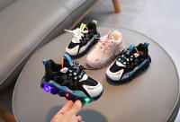 Zapatillas de malla con luces LED para niños y niñas, zapatos deportivos con Velcro, zapatillas luminosas para correr - details 1