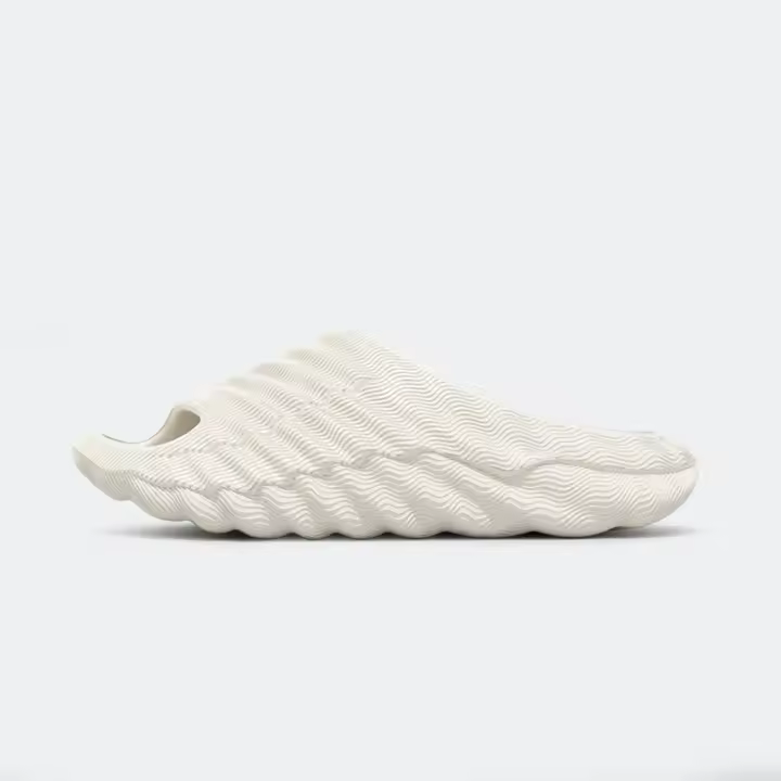 Zapatillas deportivas al aire libre nuevas casuales versátiles de una palabra de arrastre desgaste verano casa pareja zapatillas frescas hombres - 1