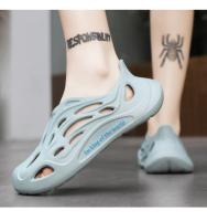 2025 verano coco agujero zapatos bolsa cabeza sandalias zapatos de playa de los hombres casual eva jardín zapatos - details 7