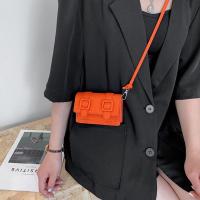 Mini bolso de mensajero pequeño con hebilla de cinturón Retro para mujer, bolso de hombro cuadrado con cadena ligera de cuero PU - details 9