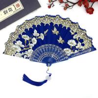Útil abanico plegable de mano de estilo chino, abanico decorativo de encaje con mango de plástico con anillo de ventilador, abanico plegable Vintage, regalo para mujer - details 1