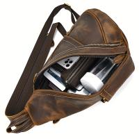 Bolso de pecho vintage de cuero de caballo loco genuino para hombres, mochila de hombro multifuncional de gran capacidad con correa ajustable, piel de vaca de capa superior, marrón, perfecto para salidas informales y viajes, mochila de cuero - details 7