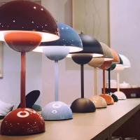 Lámpara de mesa de seta recargable por USB, accesorio de iluminación interior con ajuste de tres velocidades, lámpara de escritorio de brote de flores, decoración del Hoom, luz nocturna - details 0