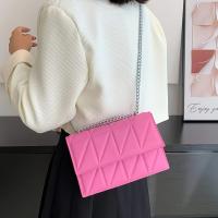 Bolso bandolera acolchado para mujer, bolso de hombro con cadena de moda, bolso de mano cuadrado minimalista y monedero. - details 3