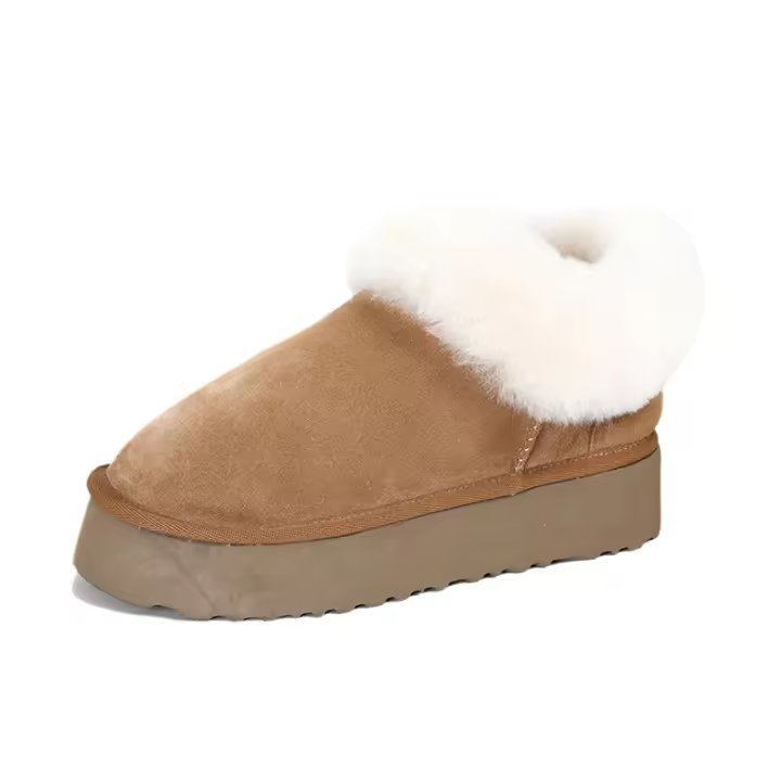 Botas de nieve bajas con suela gruesa integrada de piel de oveja y pelo - 1